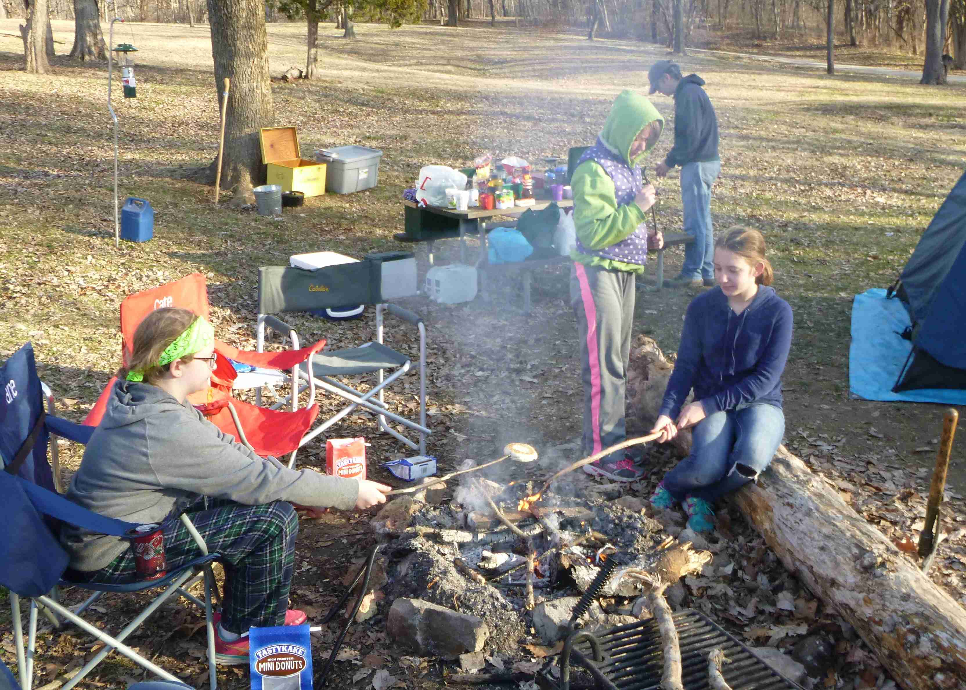 2015-03-16 Pere Marquete Jane Cate and Emma cooking.jpg